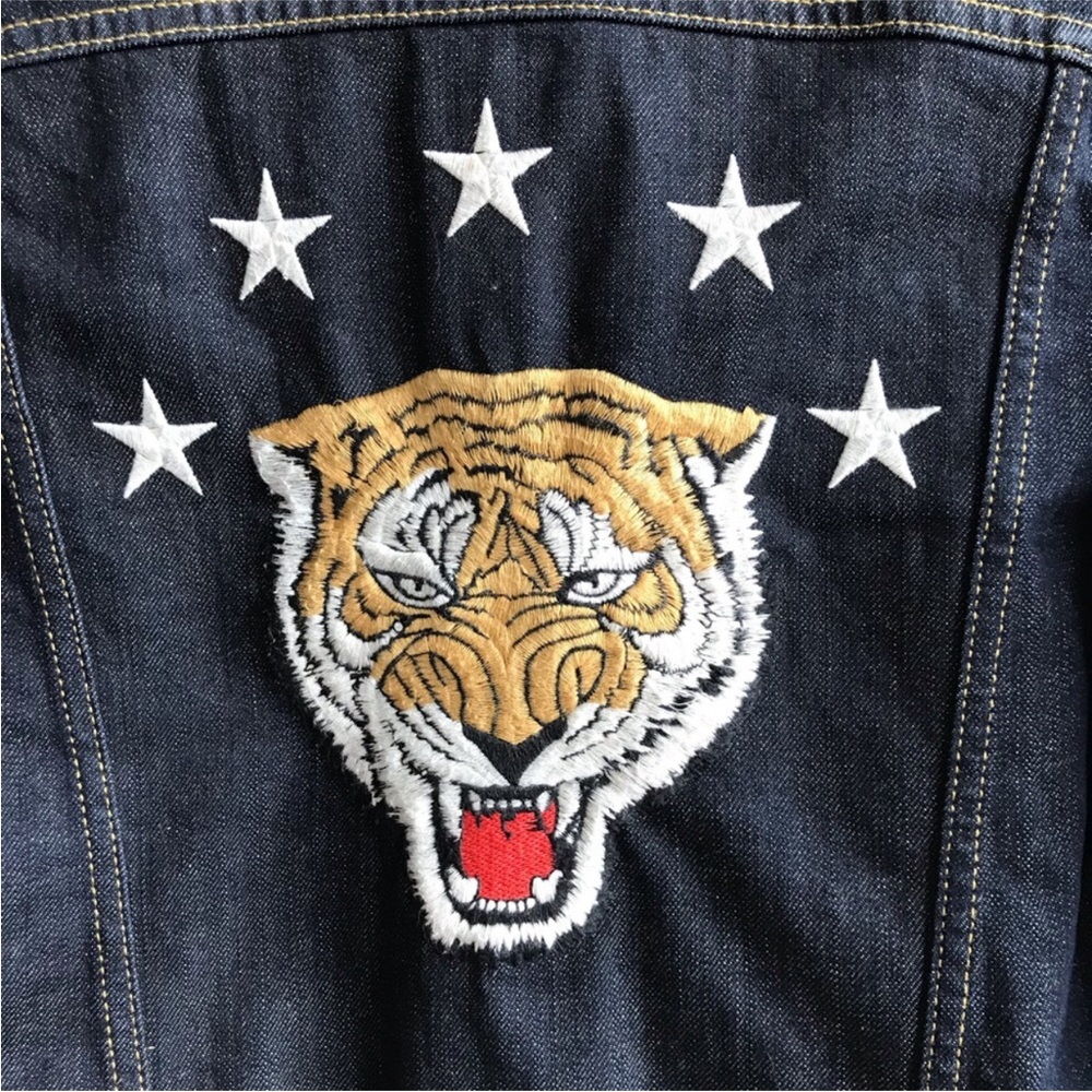 Sandro Tiger Embroidered Denim Jacket Back Tiger Animal Print Jean Jacket size S - Picture 3 of 11